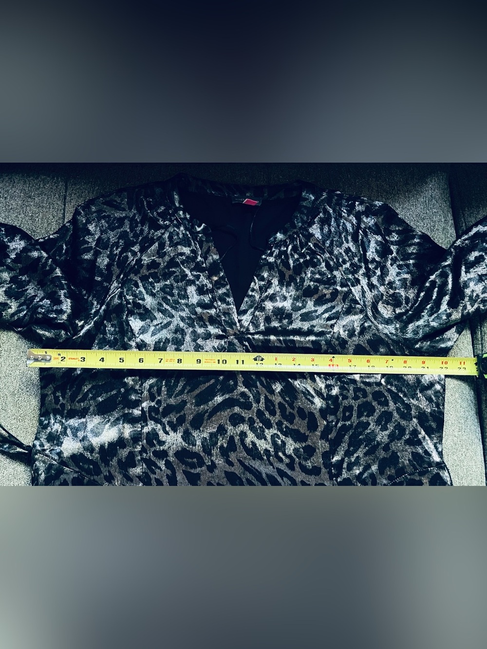 Vince Camuto Black and Silver Leopard Satin Maxi Dress - Picture 5 of 7